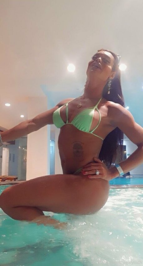 Naakte gelekte OnlyFans-foto van Magalylilith