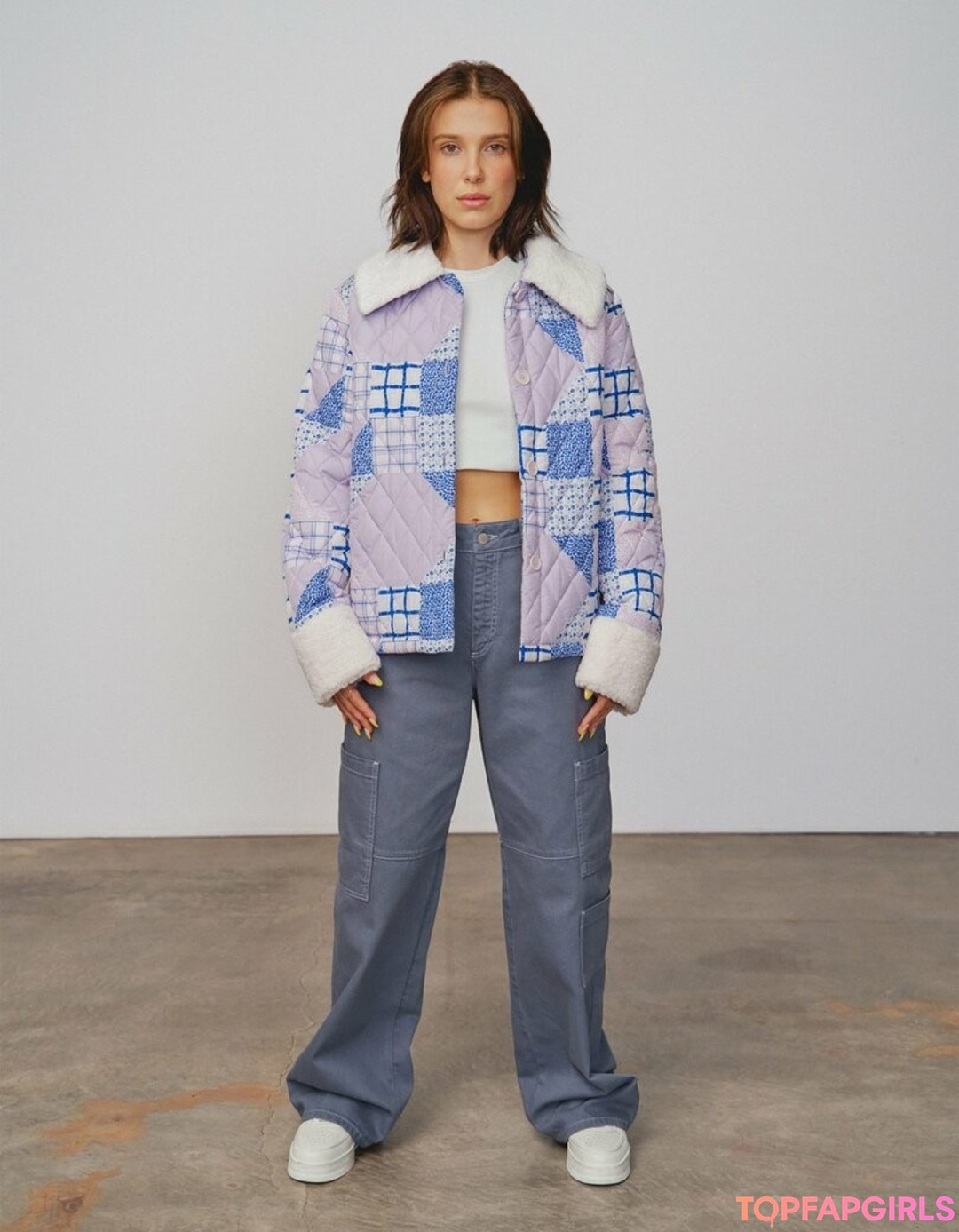 Naakte gelekte OnlyFans-foto van Millie Bobby Brown #1301