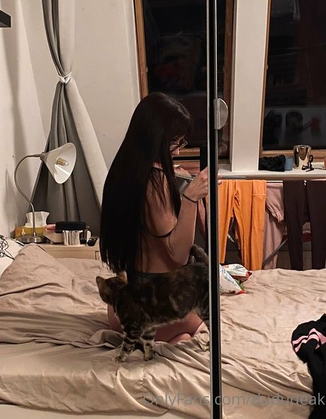 Naakte gelekte OnlyFans-foto van Dududeak