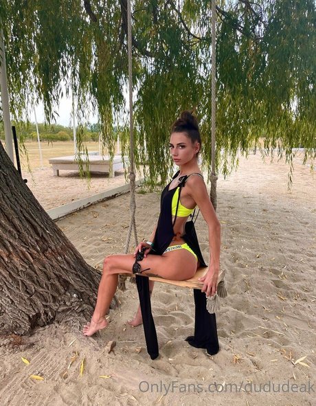 Naakte gelekte OnlyFans-foto van Dududeak