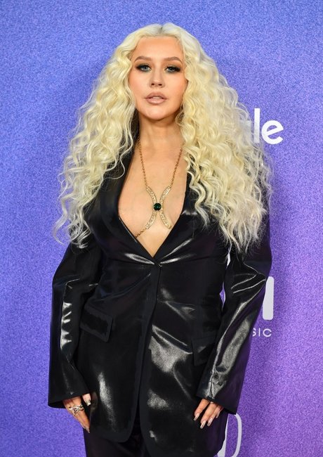 Naakte gelekte OnlyFans-foto van Christina Aguilera