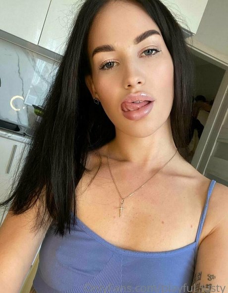 Naakte gelekte OnlyFans-foto van Lustystabber