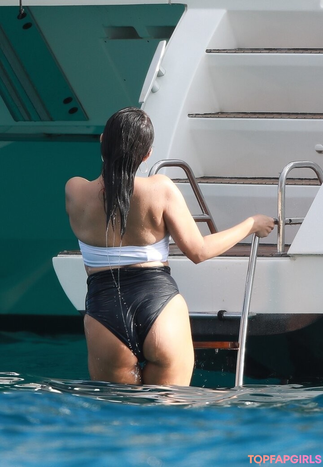Naakte gelekte OnlyFans-foto van Selena Gomez #1651