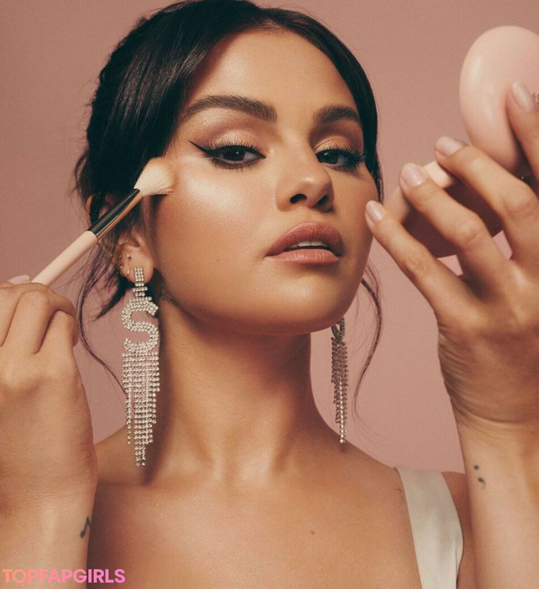 Naakte gelekte OnlyFans-foto van Selena Gomez #1805
