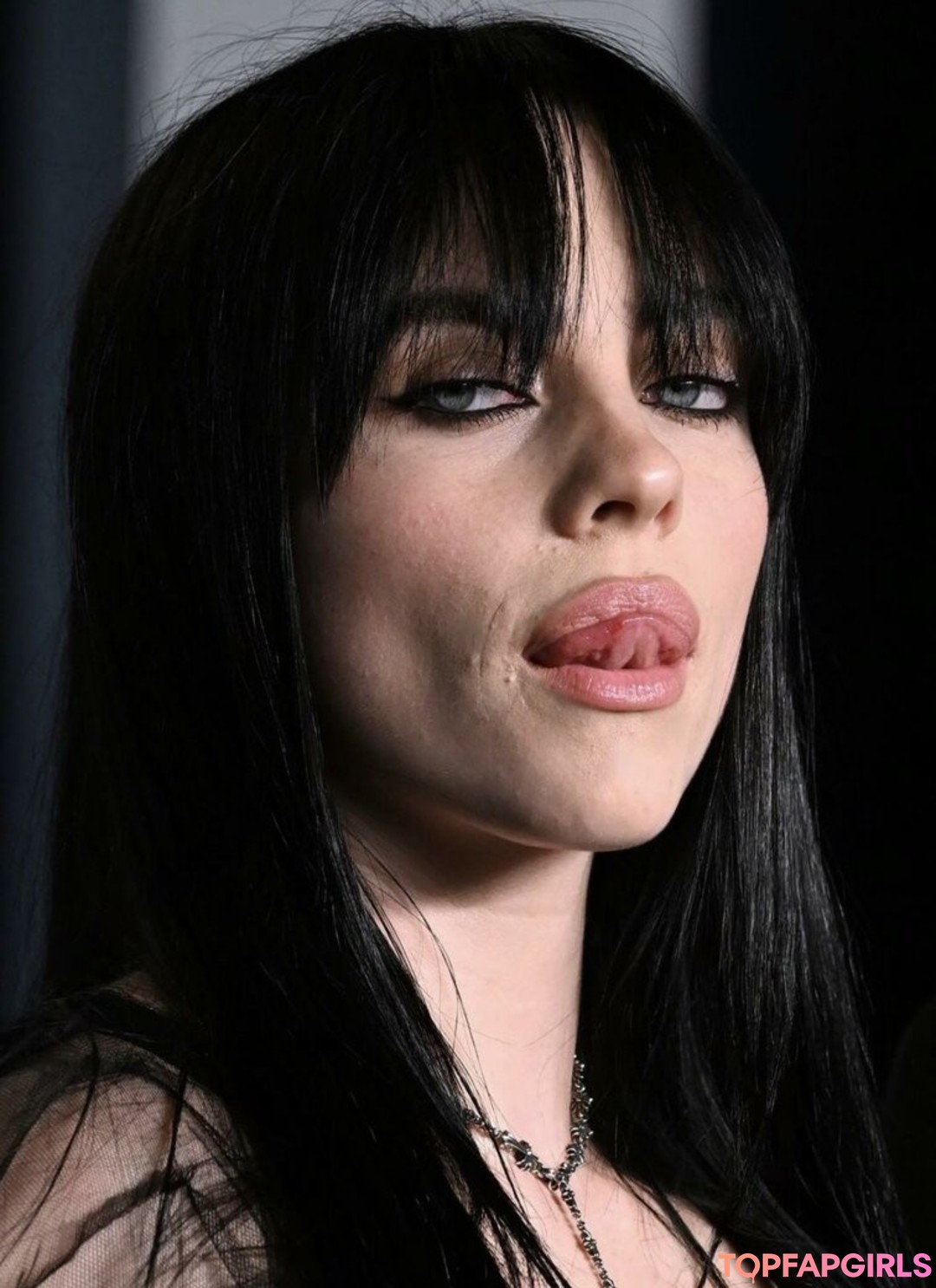 Naakte gelekte OnlyFans-foto van Billie Eilish #1009