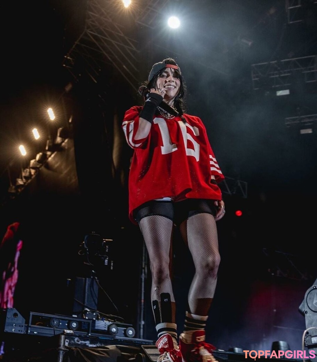 Naakte gelekte OnlyFans-foto van Billie Eilish #1034