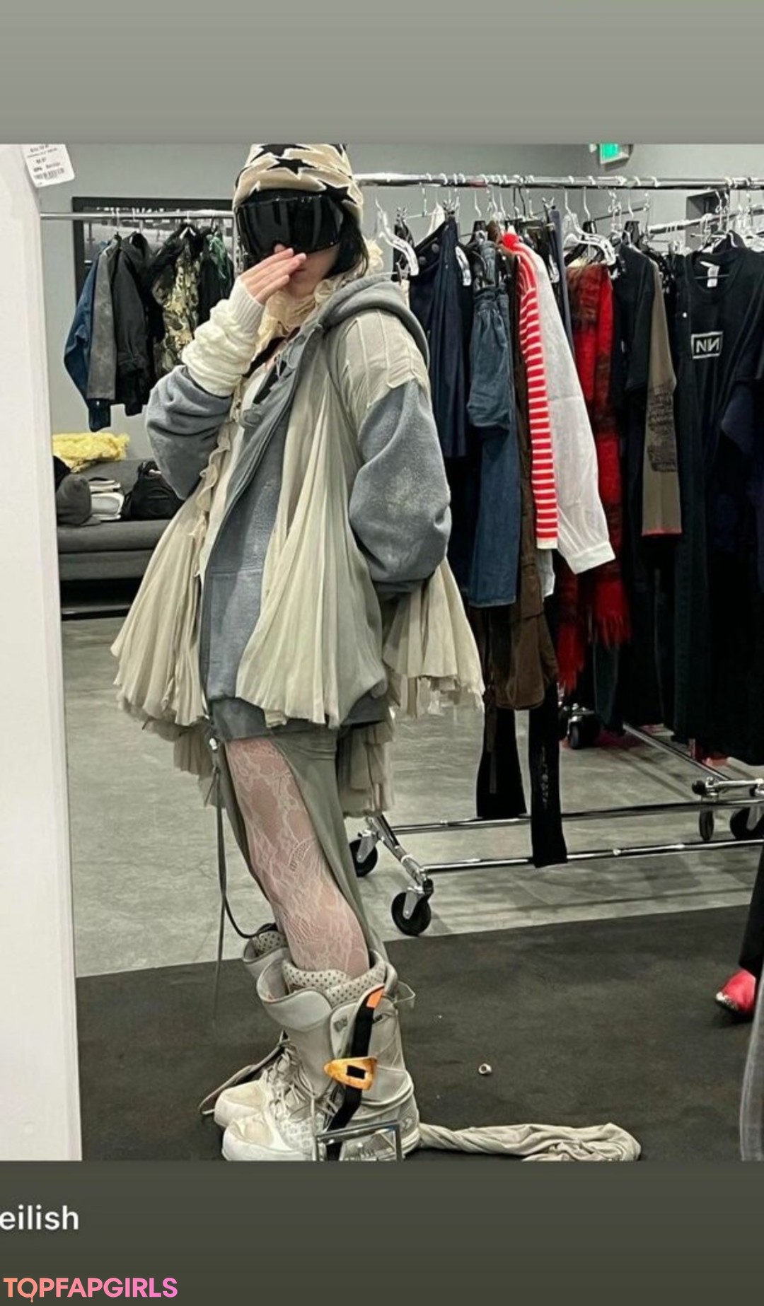 Naakte gelekte OnlyFans-foto van Billie Eilish #1202