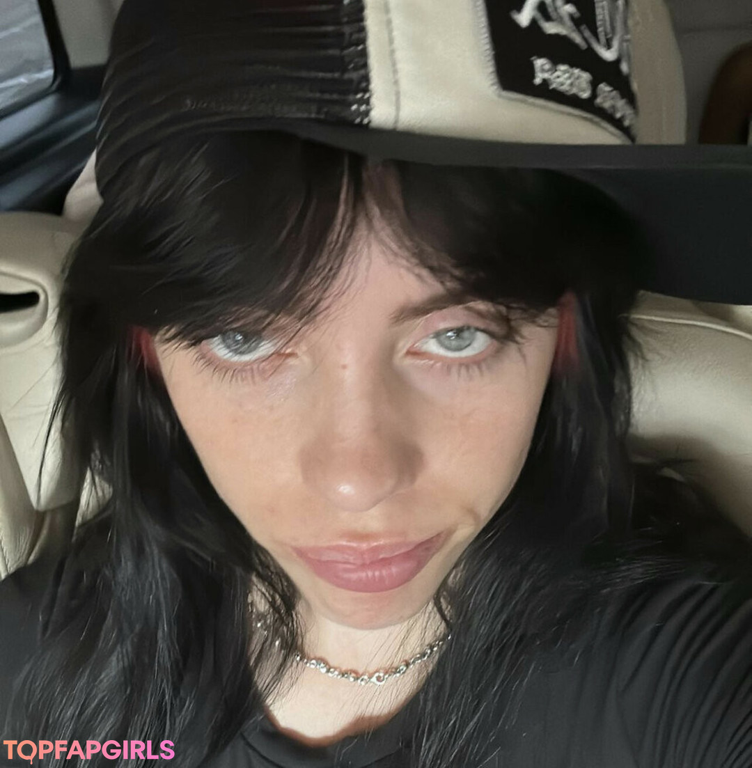 Naakte gelekte OnlyFans-foto van Billie Eilish #1437