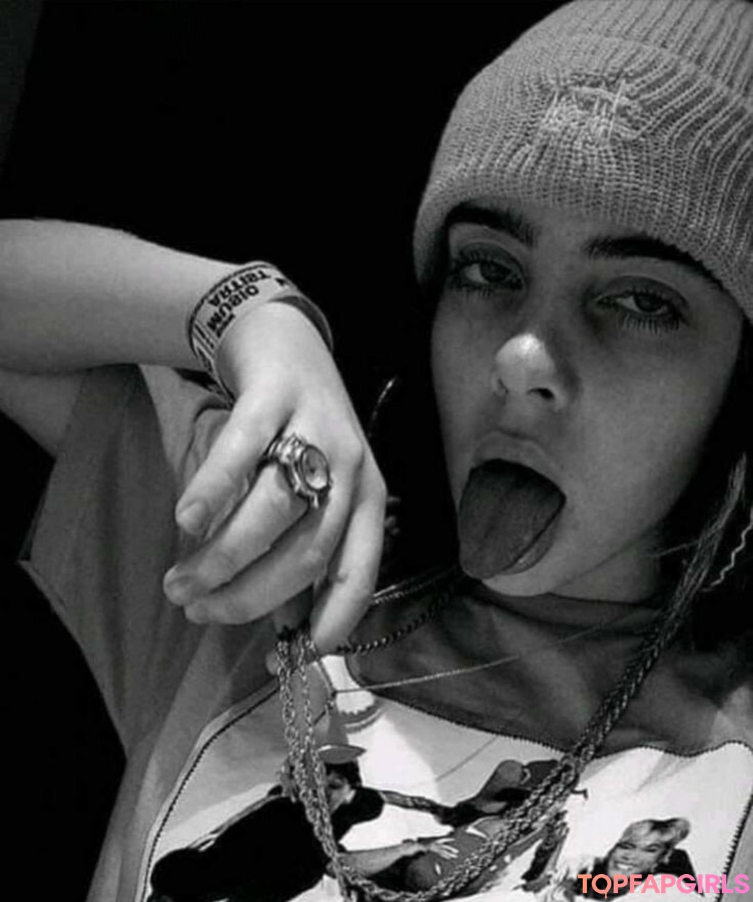 Naakte gelekte OnlyFans-foto van Billie Eilish #1449