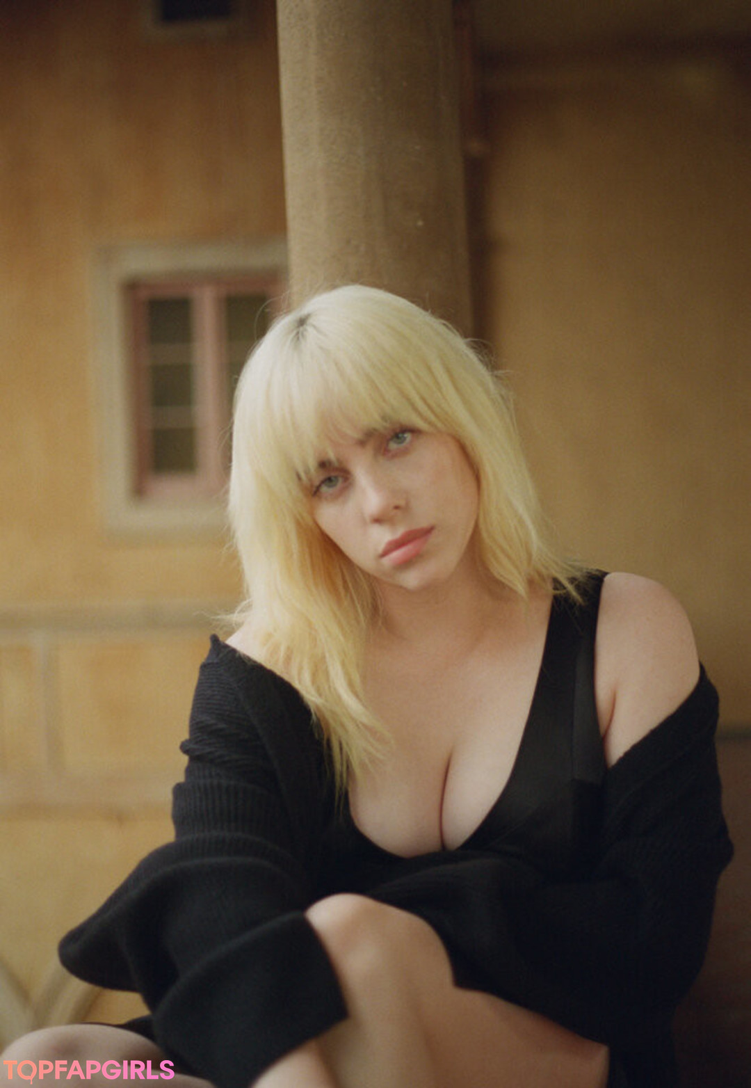 Naakte gelekte OnlyFans-foto van Billie Eilish #1571