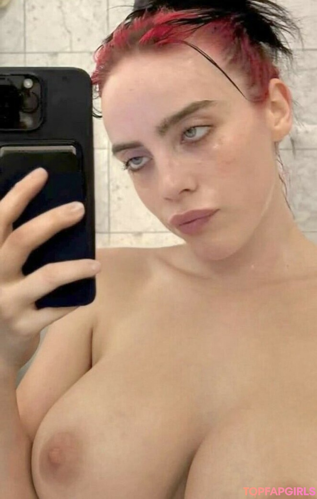 Naakte gelekte OnlyFans-foto van Billie Eilish #1620