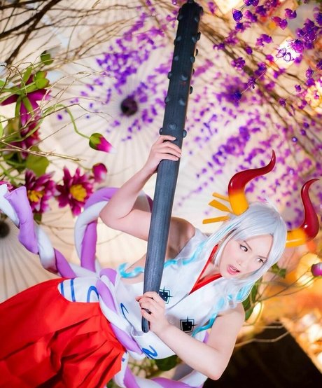 Naakte gelekte OnlyFans-foto van Kaho Shibuya