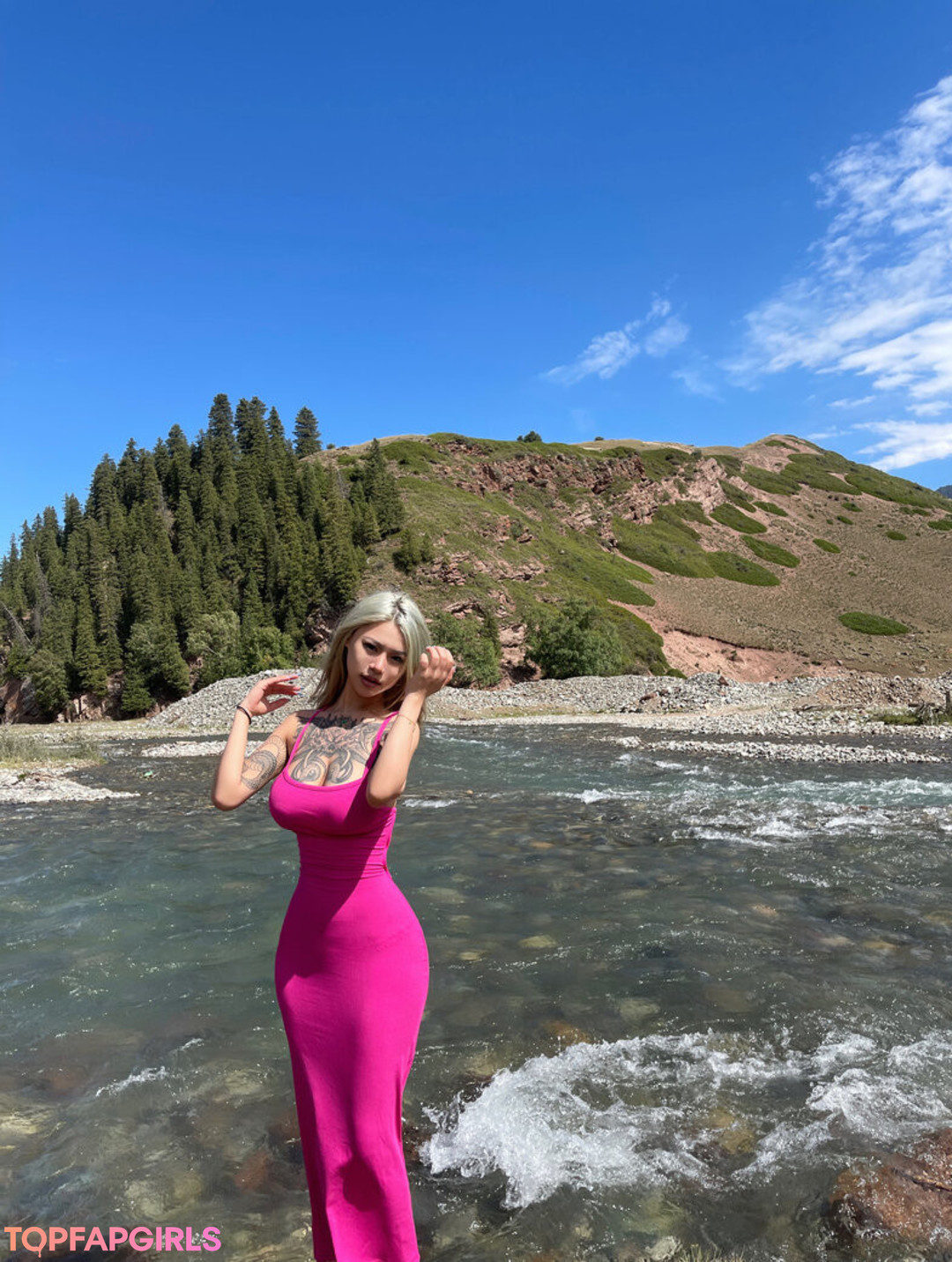 Naakte gelekte OnlyFans-foto van Deerwhite #1062