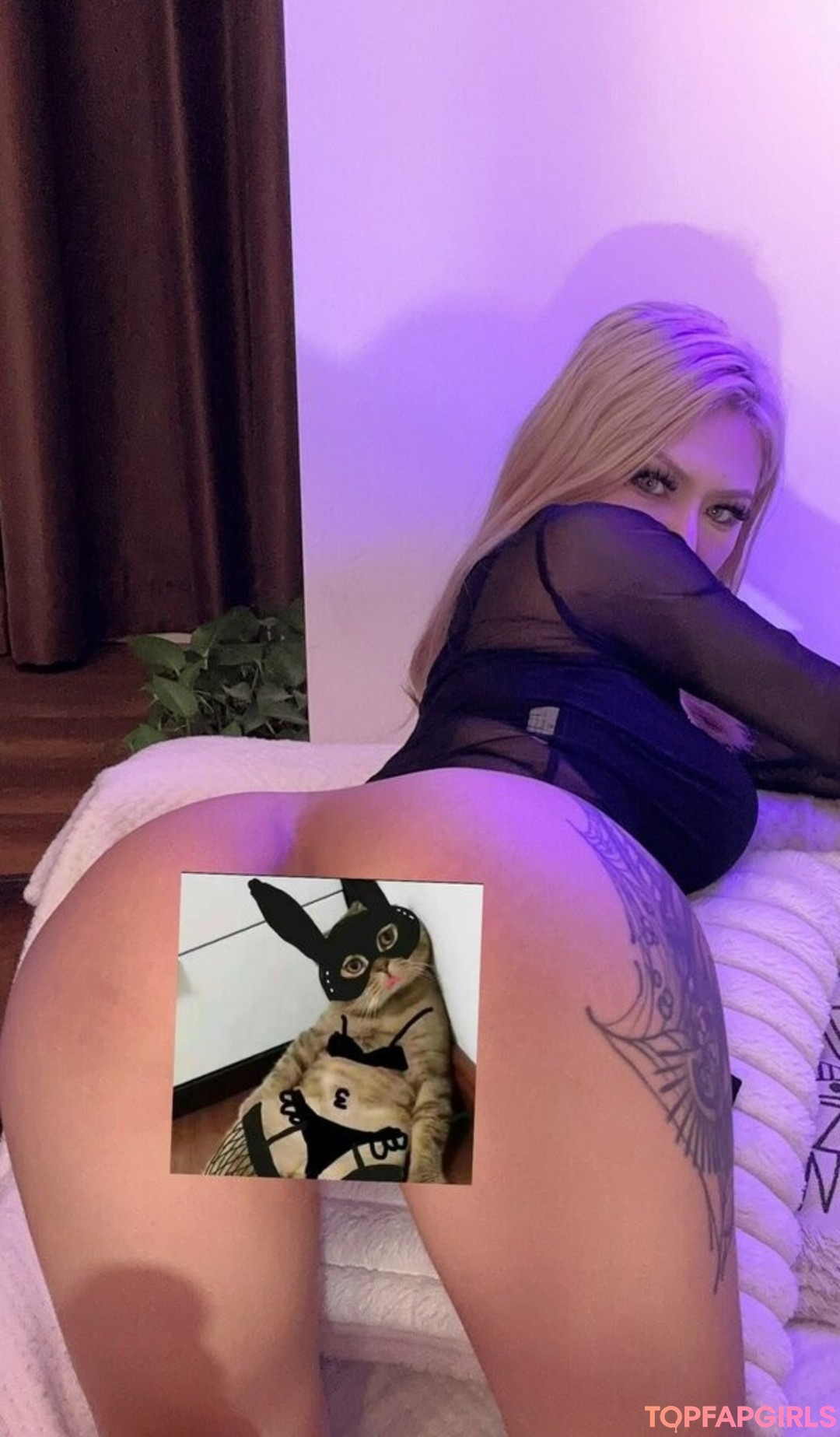 Naakte gelekte OnlyFans-foto van Deerwhite #1113