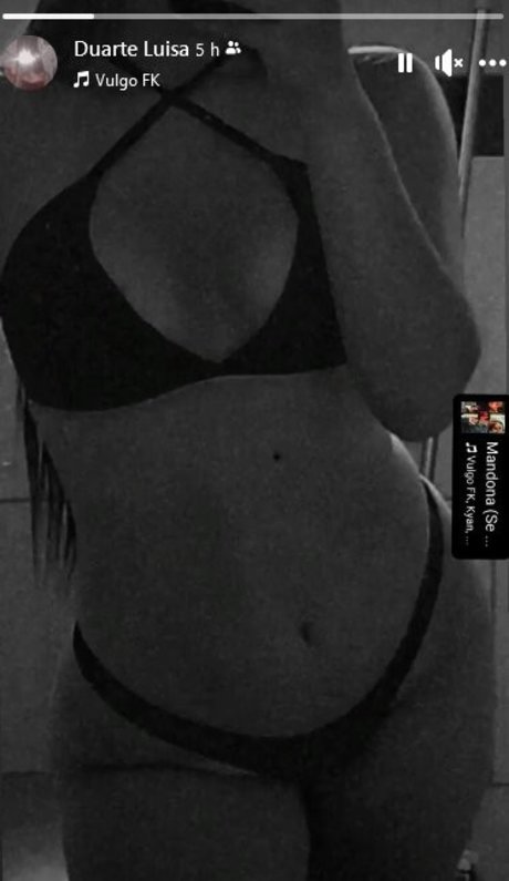 Naakte gelekte OnlyFans-foto van Meninas De Curitiba