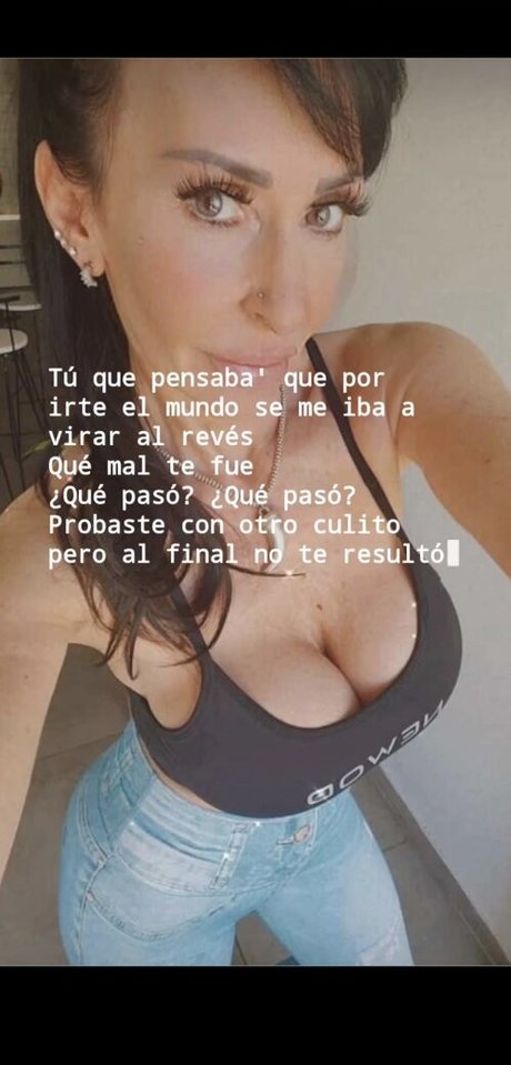 Naakte gelekte OnlyFans-foto van Marina Salazar