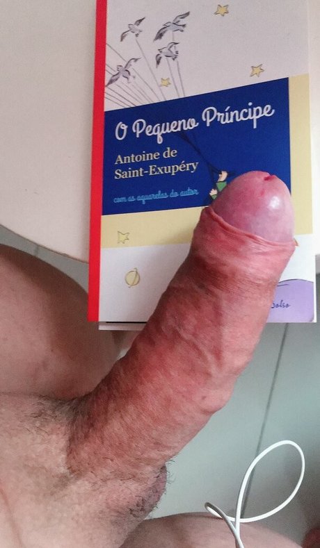 Naakte gelekte OnlyFans-foto van Lyara Duarte