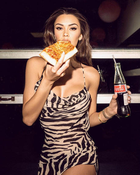Jessica Naz