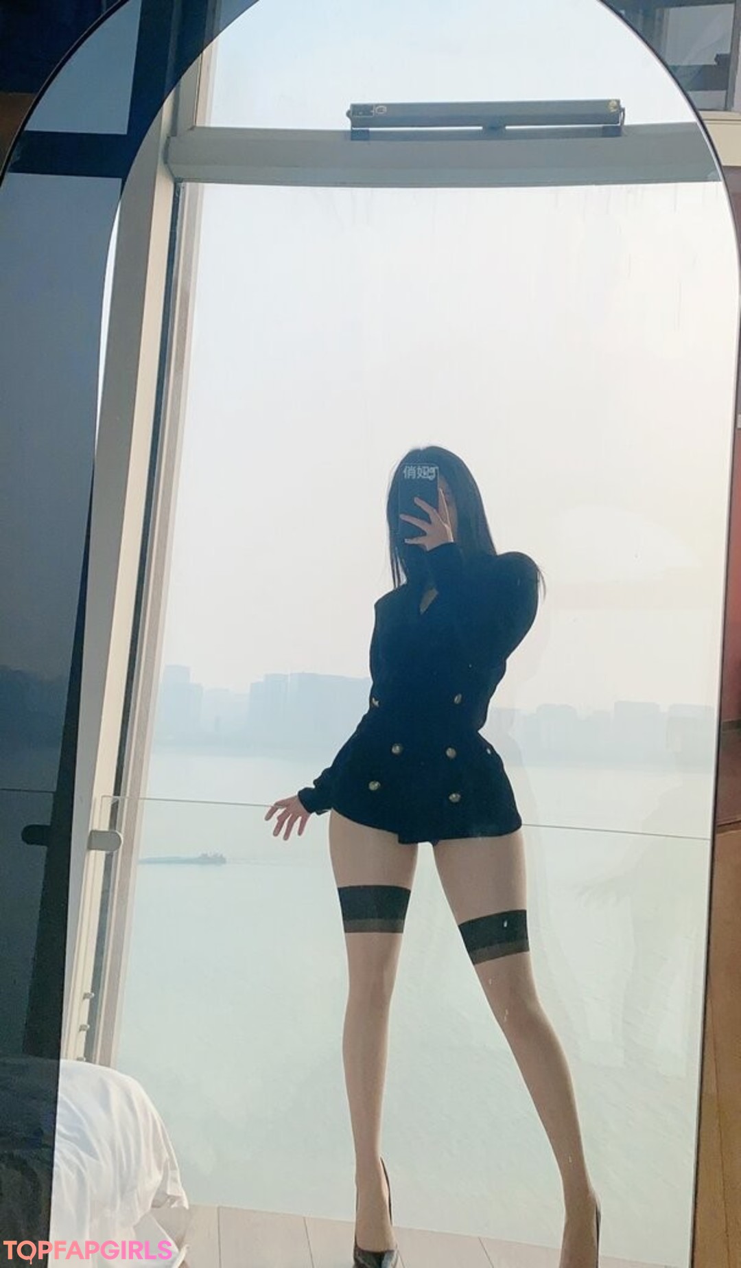 Naakte gelekte OnlyFans-foto van Qiaoniutt #1072