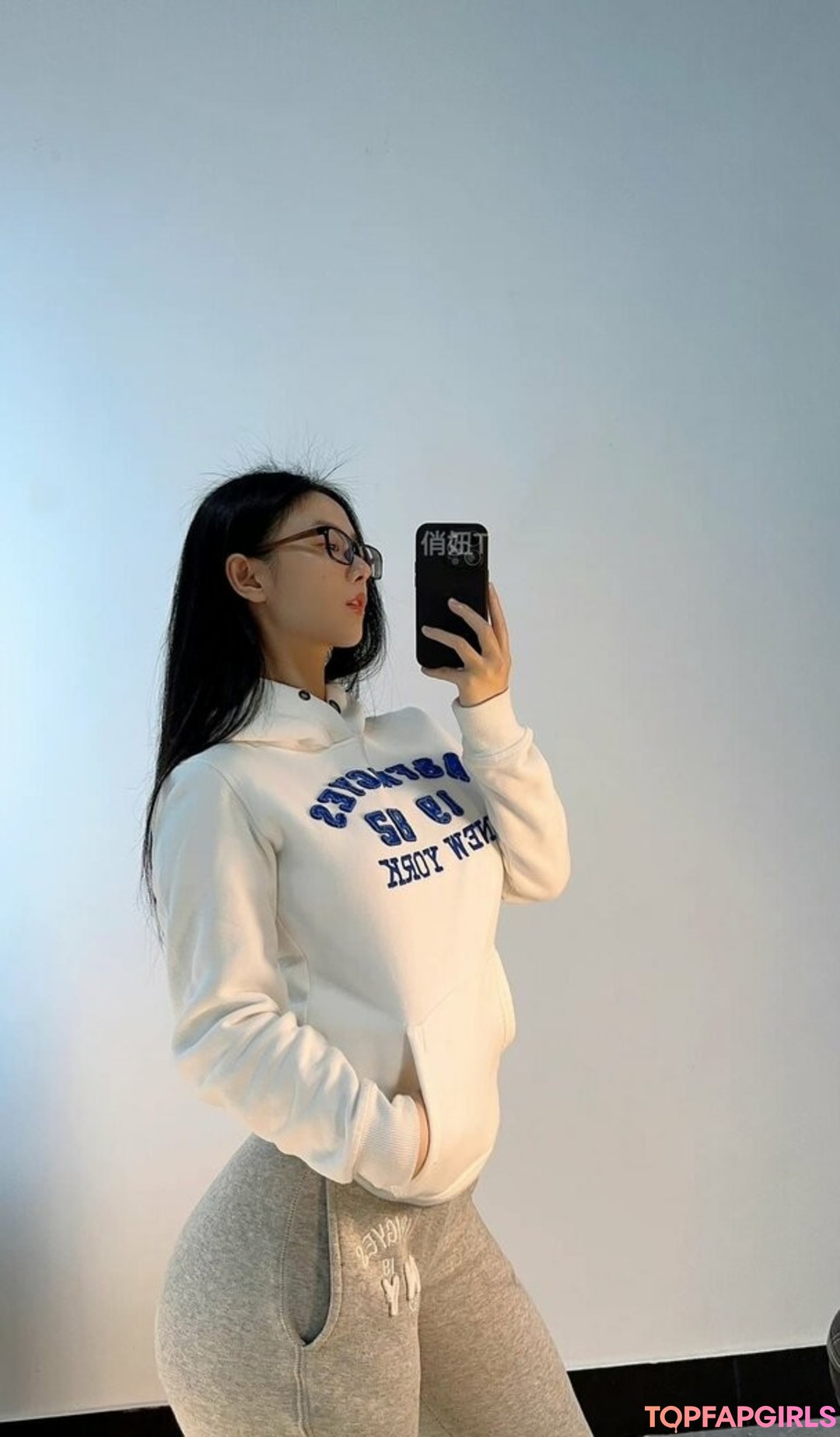 Naakte gelekte OnlyFans-foto van Qiaoniutt #1227