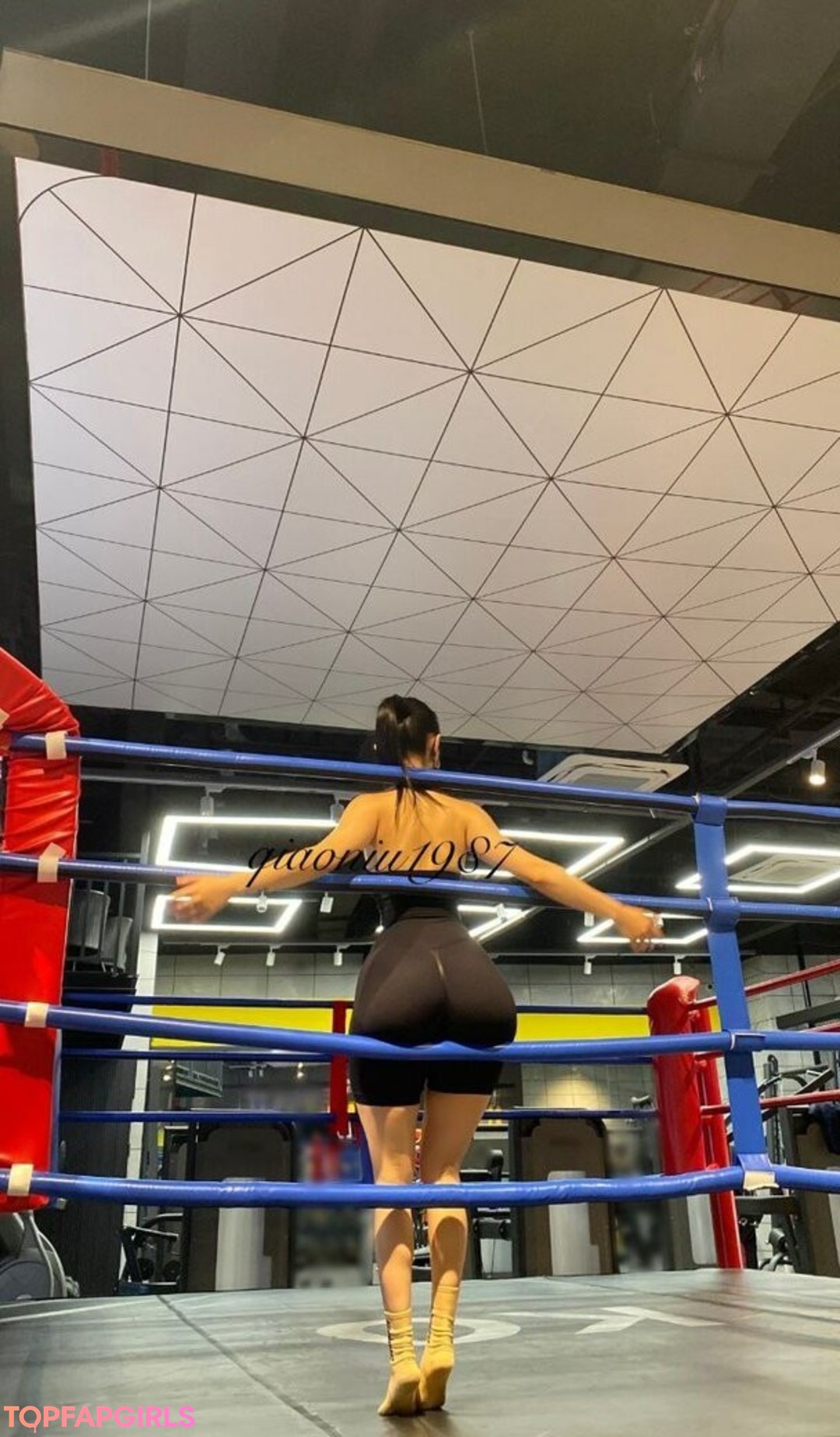 Naakte gelekte OnlyFans-foto van Qiaoniutt #1529