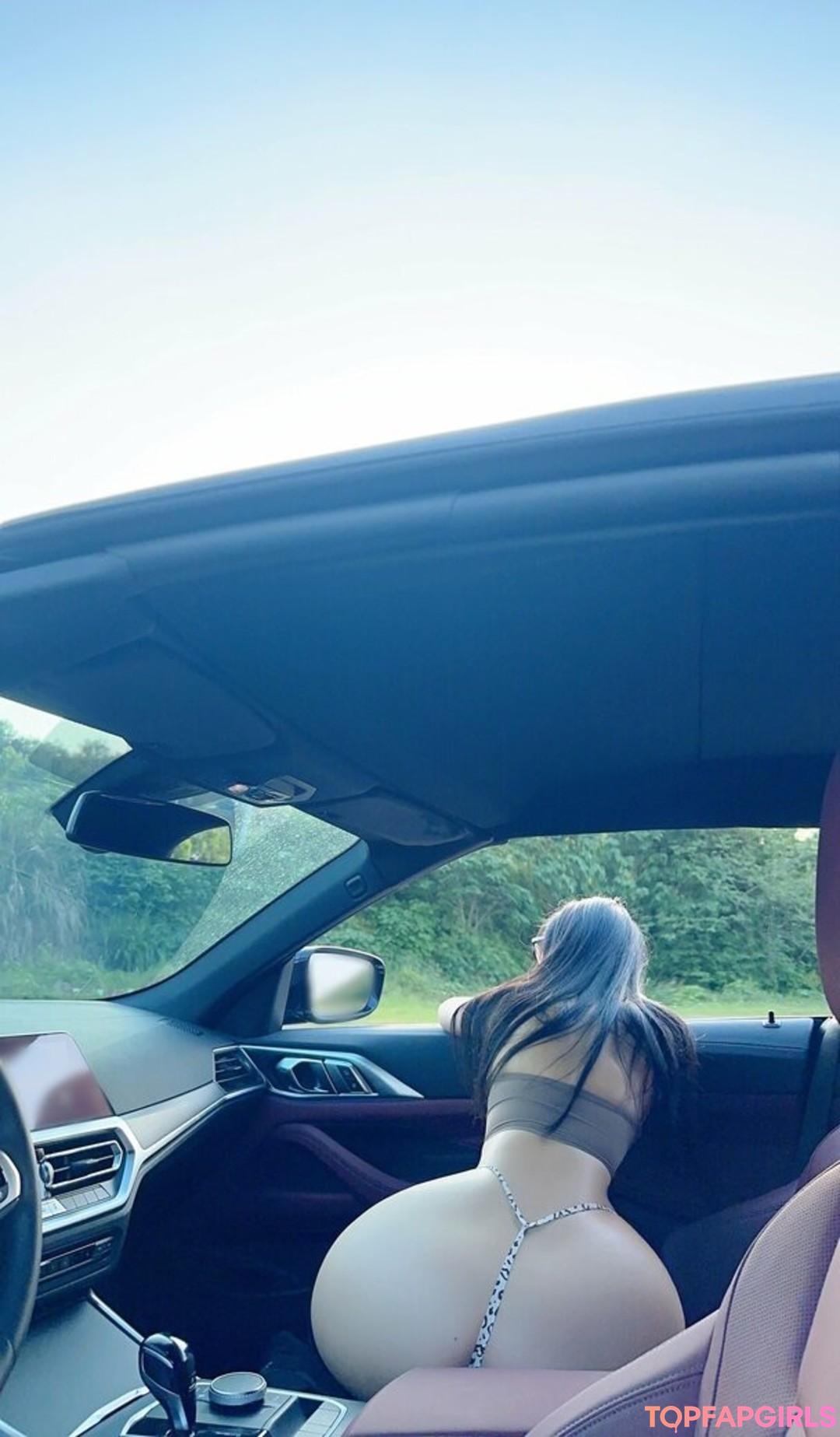 Naakte gelekte OnlyFans-foto van Qiaoniutt #1638
