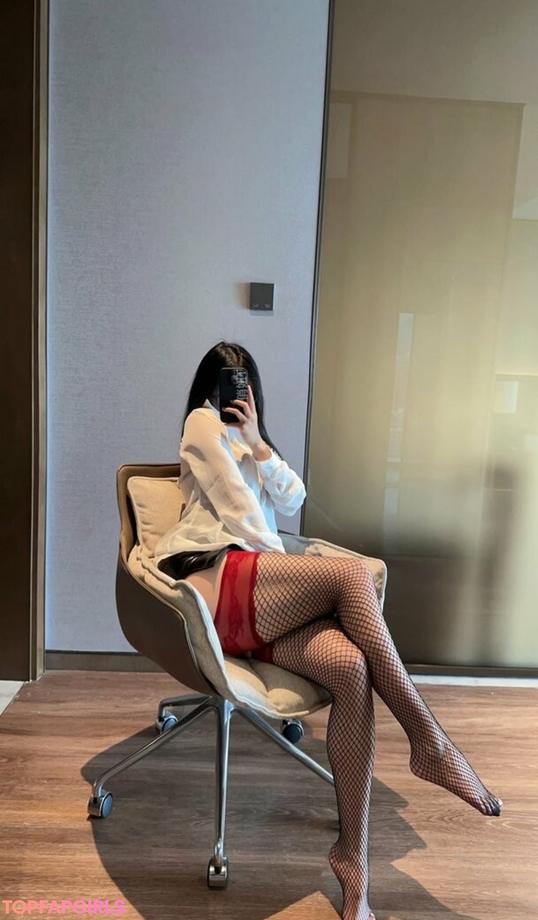 Naakte gelekte OnlyFans-foto van Qiaoniutt #1672