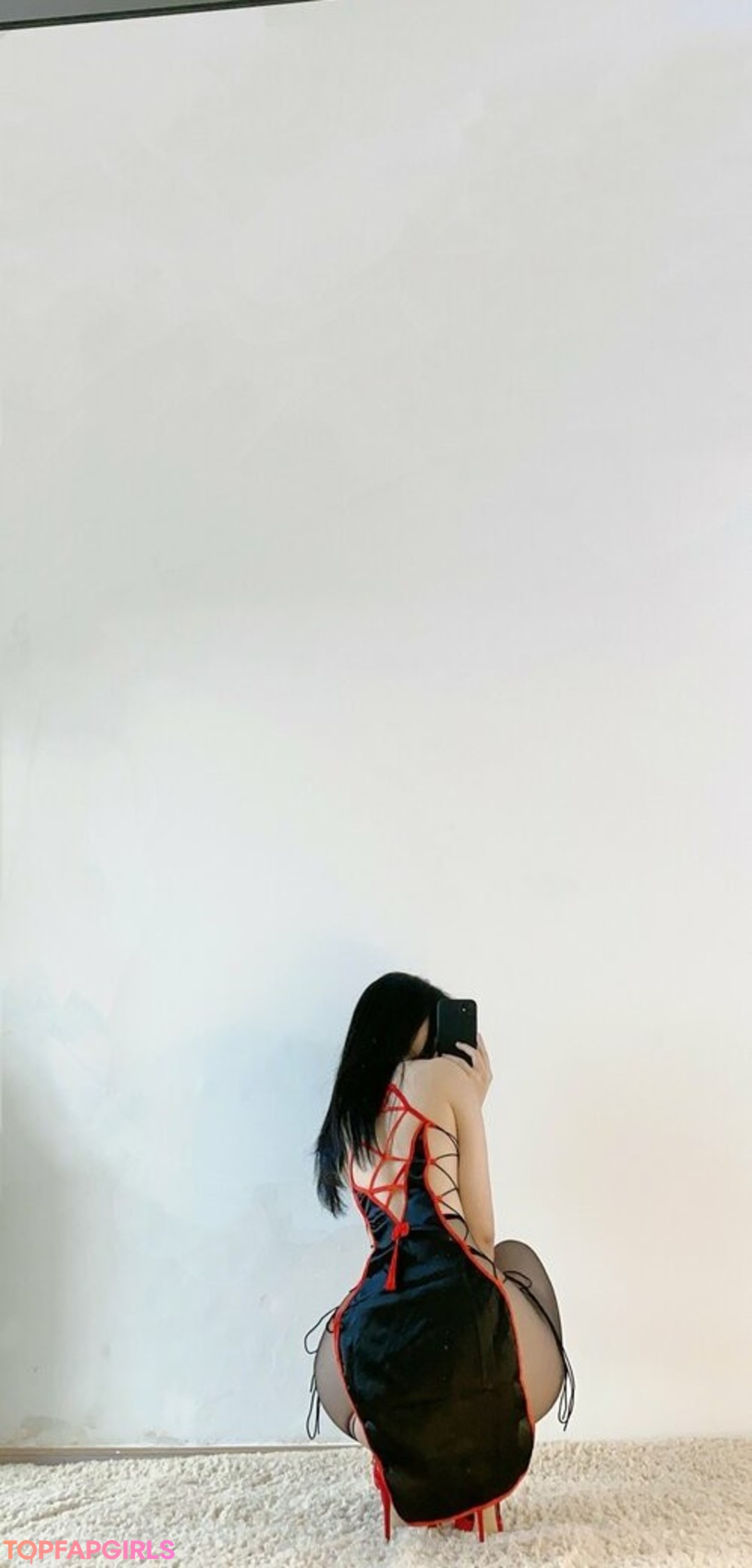 Naakte gelekte OnlyFans-foto van Qiaoniutt #1690
