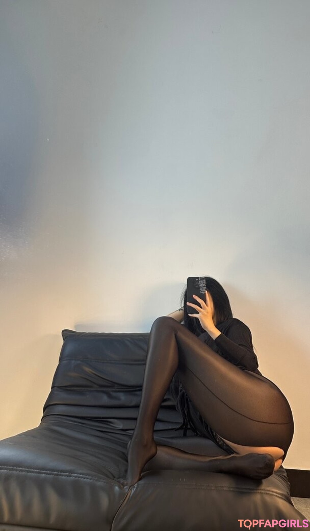 Naakte gelekte OnlyFans-foto van Qiaoniutt #1751