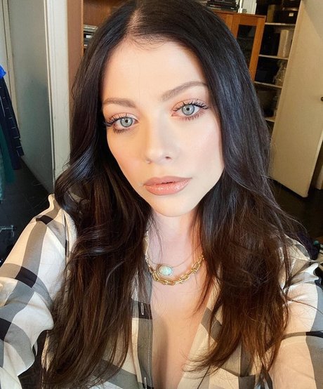 Naakte gelekte OnlyFans-foto van Michelle Trachtenberg