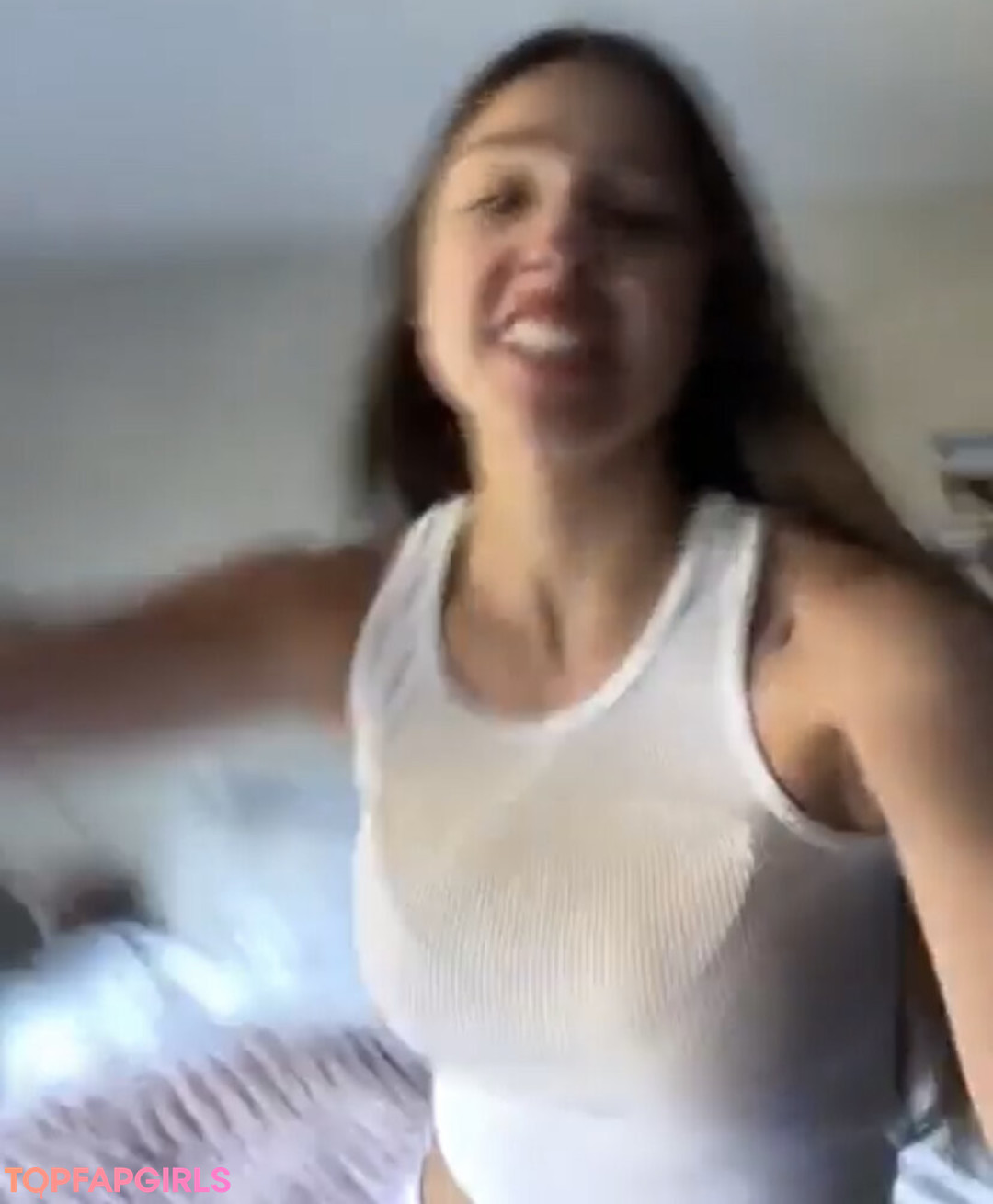 Naakte gelekte OnlyFans-foto van Olivia Rodrigo #1321