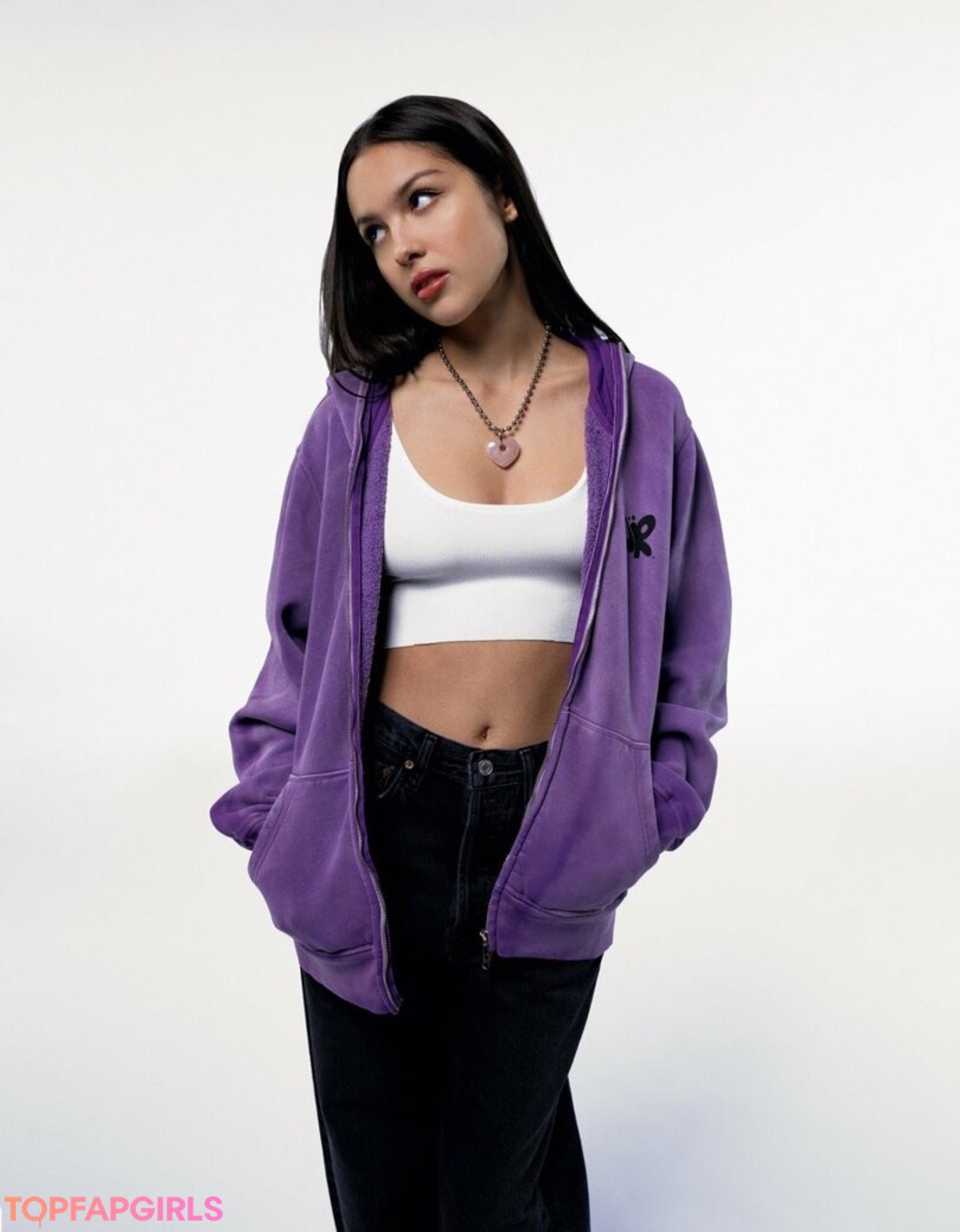 Naakte gelekte OnlyFans-foto van Olivia Rodrigo #1386