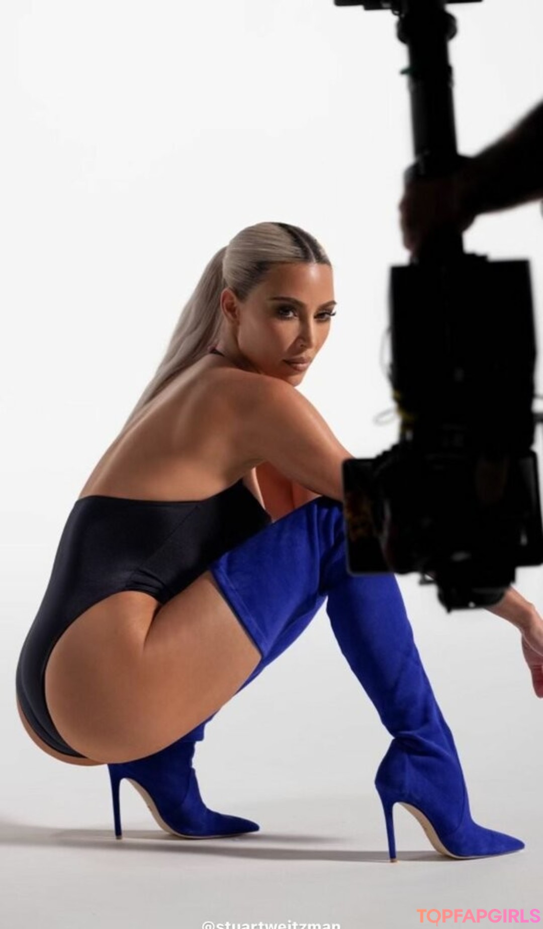 Naakte gelekte OnlyFans-foto van Kim Kardashian #1051