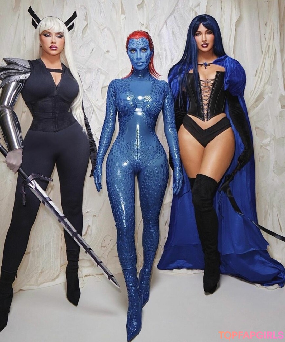 Naakte gelekte OnlyFans-foto van Kim Kardashian #1112