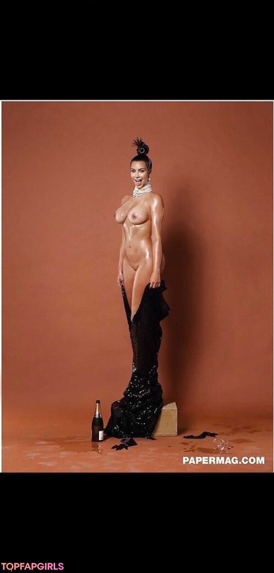 Naakte gelekte OnlyFans-foto van Kim Kardashian #1230