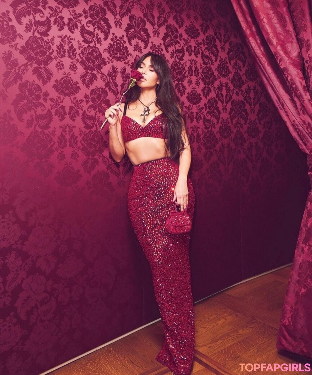 Naakte gelekte OnlyFans-foto van Kim Kardashian #1391