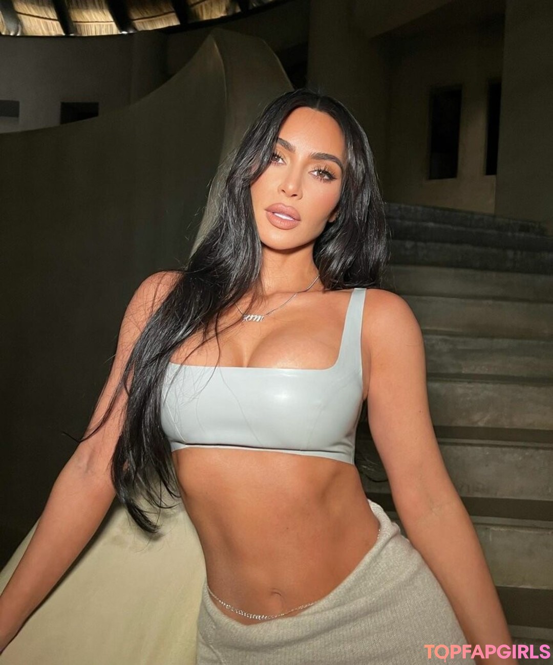 Naakte gelekte OnlyFans-foto van Kim Kardashian #1424
