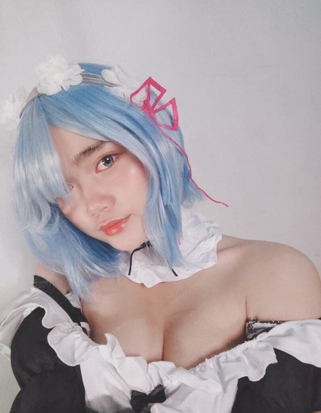 Naakte gelekte OnlyFans-foto van Sab Sangria