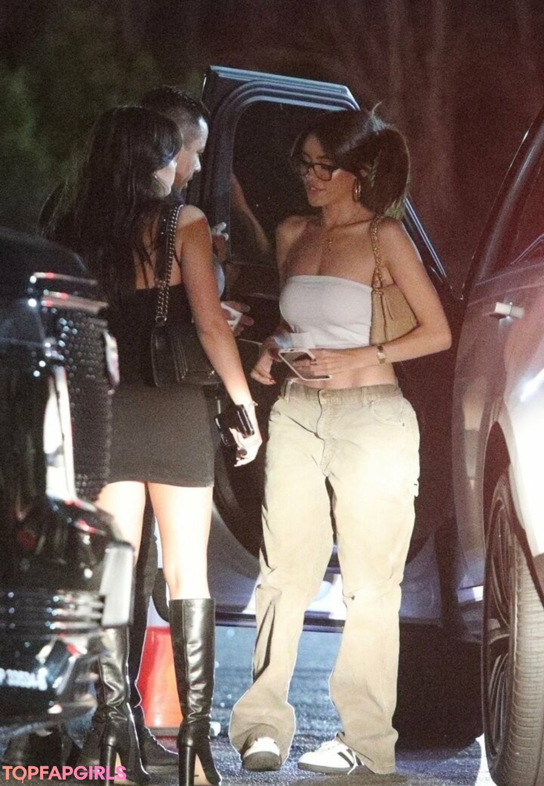 Naakte gelekte OnlyFans-foto van Madison Beer #1171