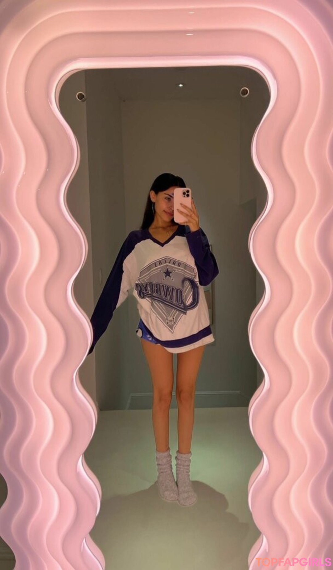 Naakte gelekte OnlyFans-foto van Madison Beer #1360