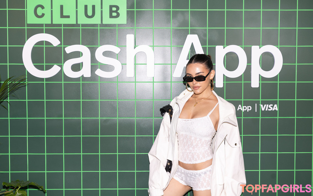 Naakte gelekte OnlyFans-foto van Madison Beer #1388