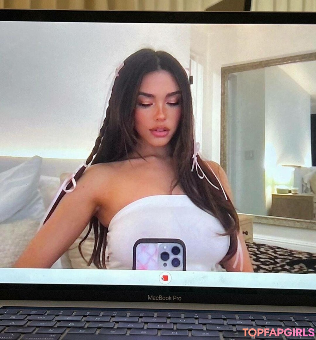 Naakte gelekte OnlyFans-foto van Madison Beer #1618