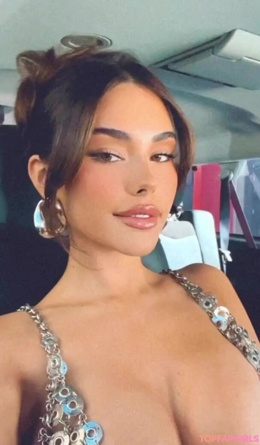 Naakte gelekte OnlyFans-foto van Madison Beer #1709