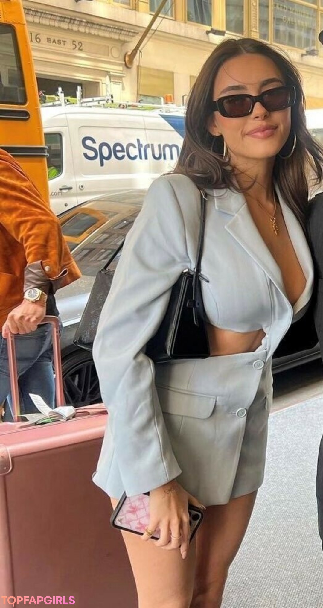 Naakte gelekte OnlyFans-foto van Madison Beer #1813