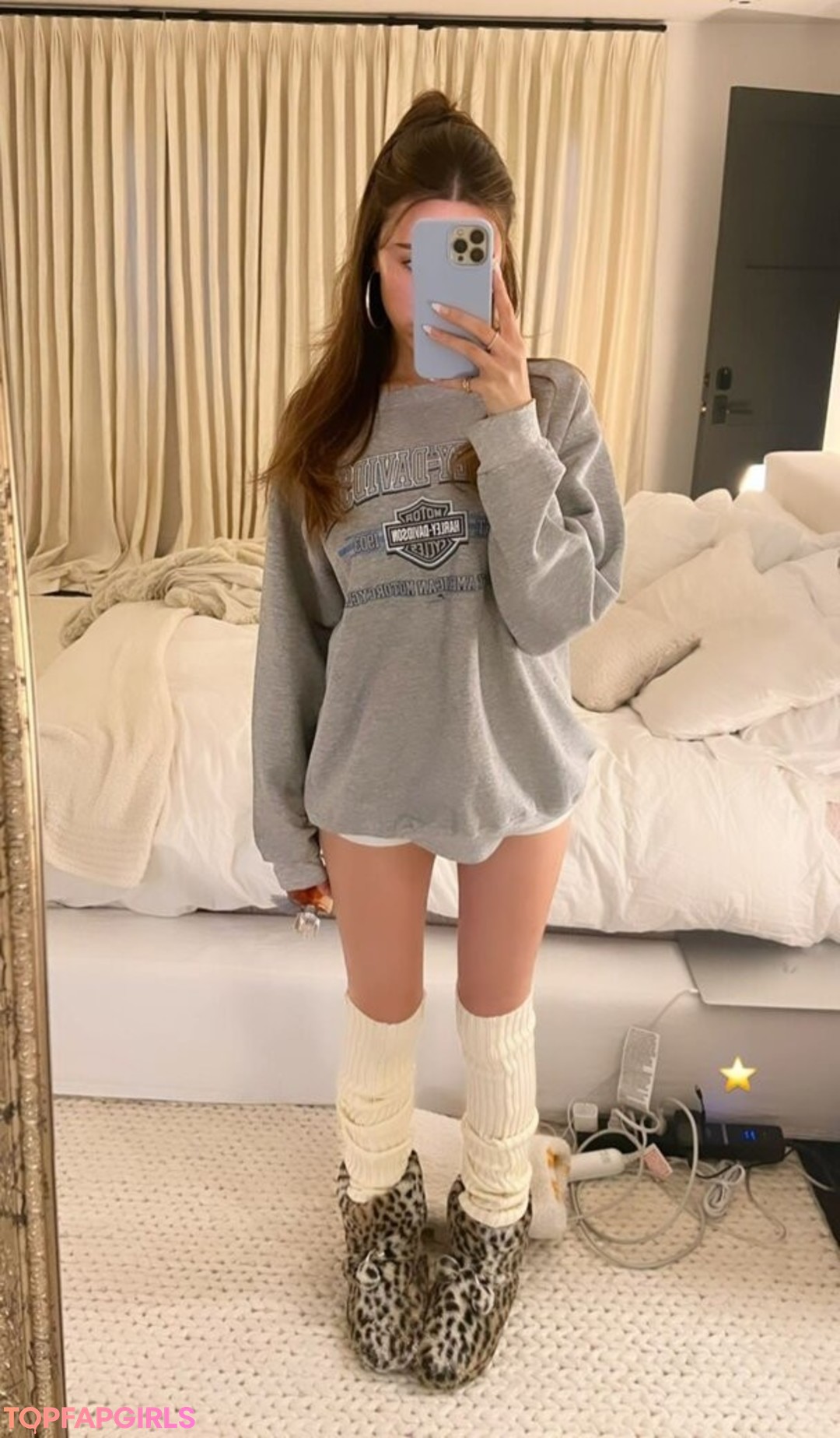 Naakte gelekte OnlyFans-foto van Madison Beer #1875