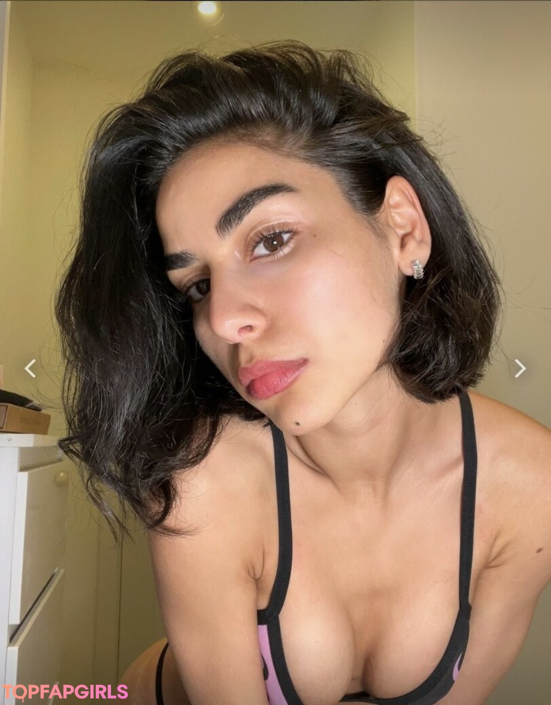 Naakte gelekte OnlyFans-foto van Kittenqueenpurs #21 Naakte gelekte OnlyFans-foto van Kittenqueenpurs #21