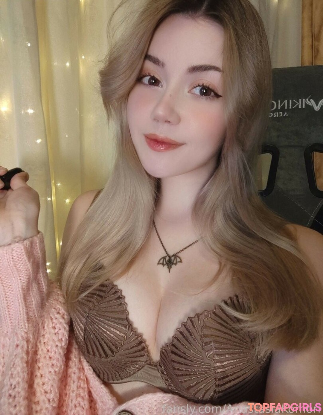 Naakte gelekte OnlyFans-foto van Anastasia Komori #407 Naakte gelekte OnlyFans-foto van Anastasia Komori #407