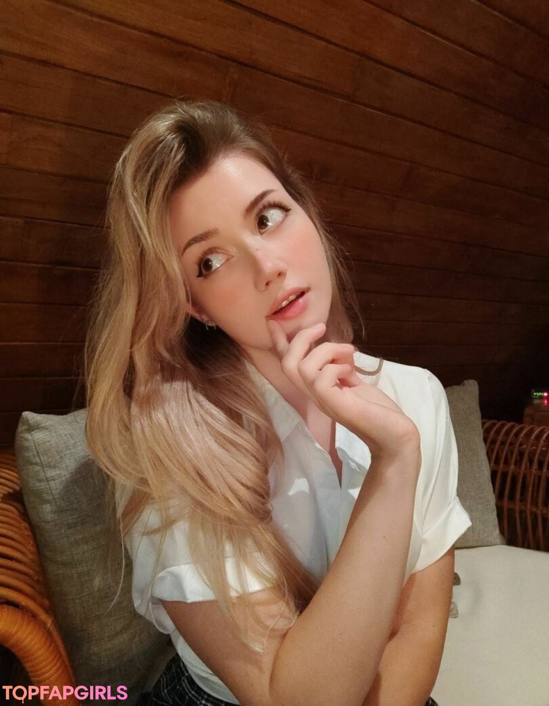 Naakte gelekte OnlyFans-foto van Anastasia Komori #450 Naakte gelekte OnlyFans-foto van Anastasia Komori #450