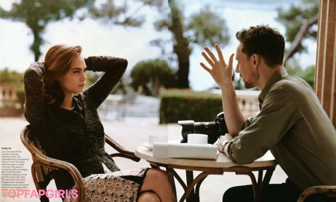 Naakte gelekte OnlyFans-foto van Cara Delevingne #1151