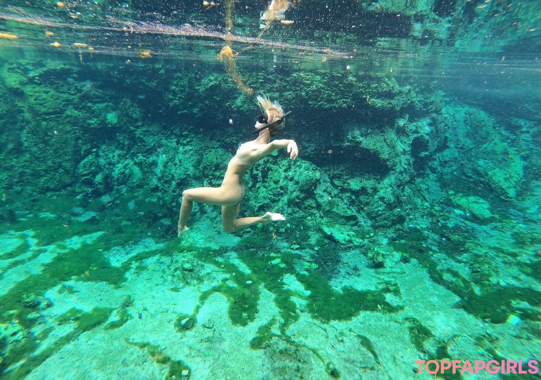 Naakte gelekte OnlyFans-foto van Amberleigh West #9 Naakte gelekte OnlyFans-foto van Amberleigh West #9